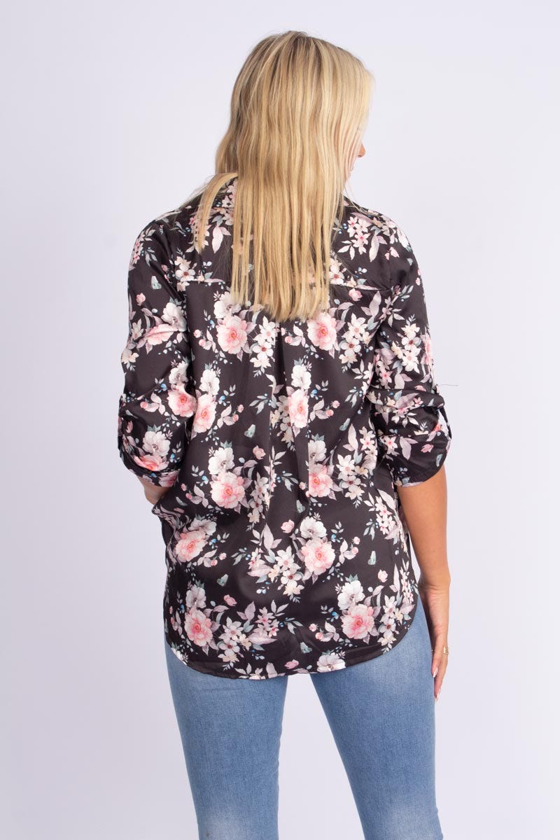 Blus m. krage i blomsterprint, Svart