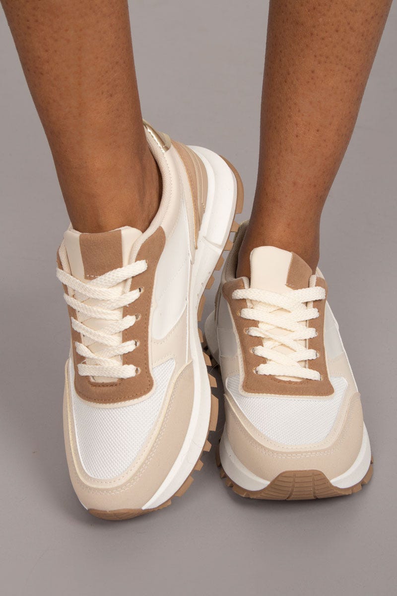 Sneakers, Beige