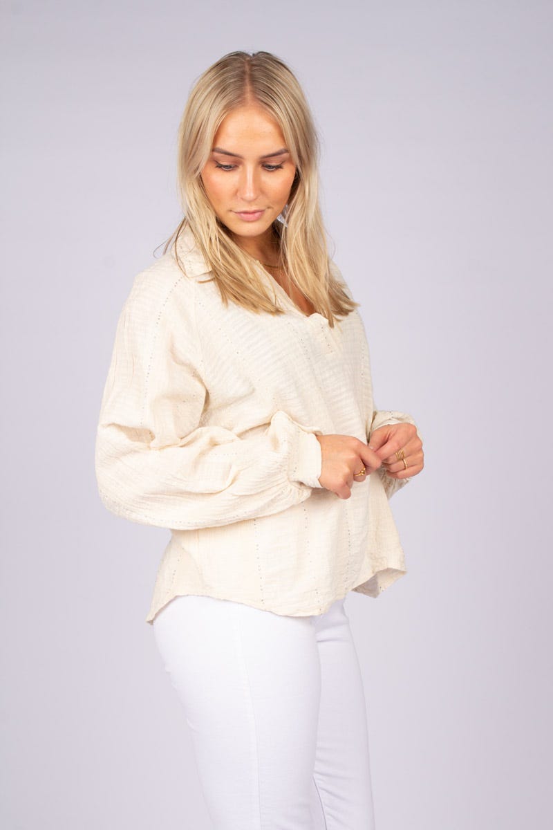 Blus m. paljettdetalj, Beige