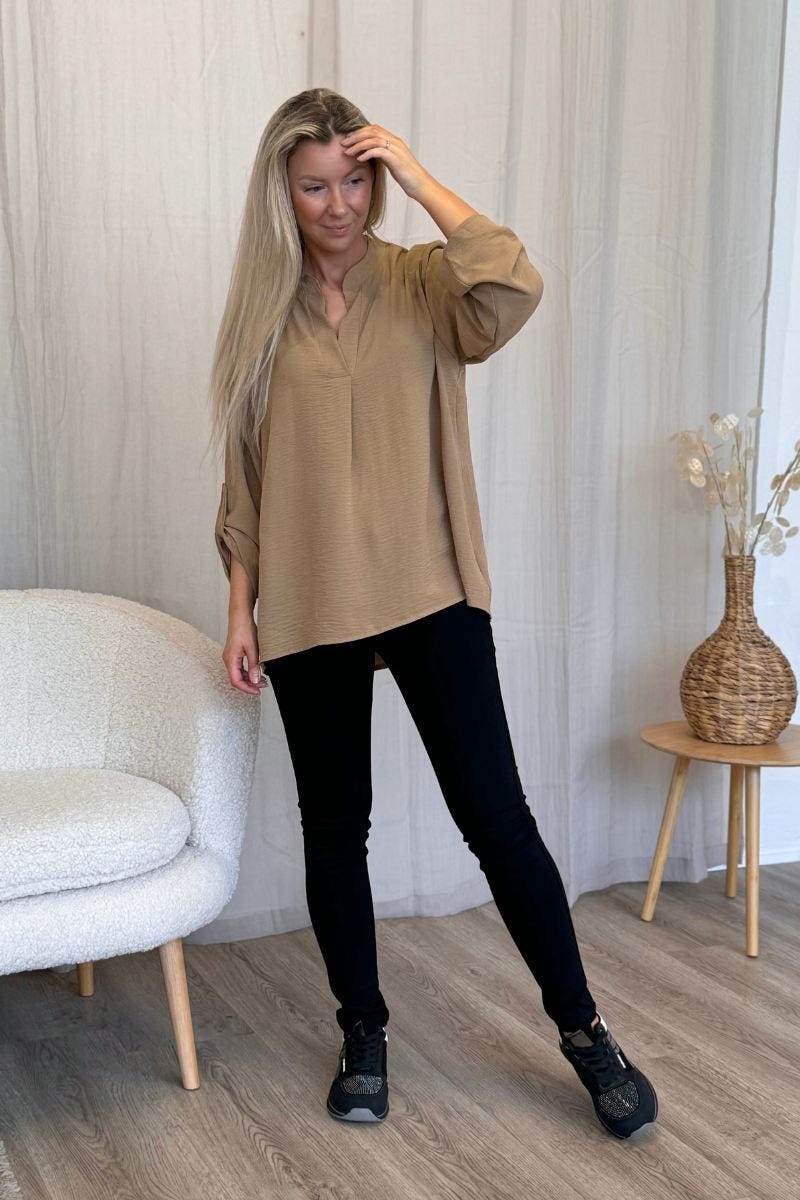 Adeline blus, Camel