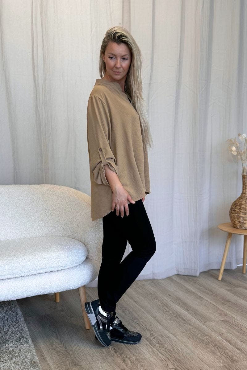Adeline blus, Camel
