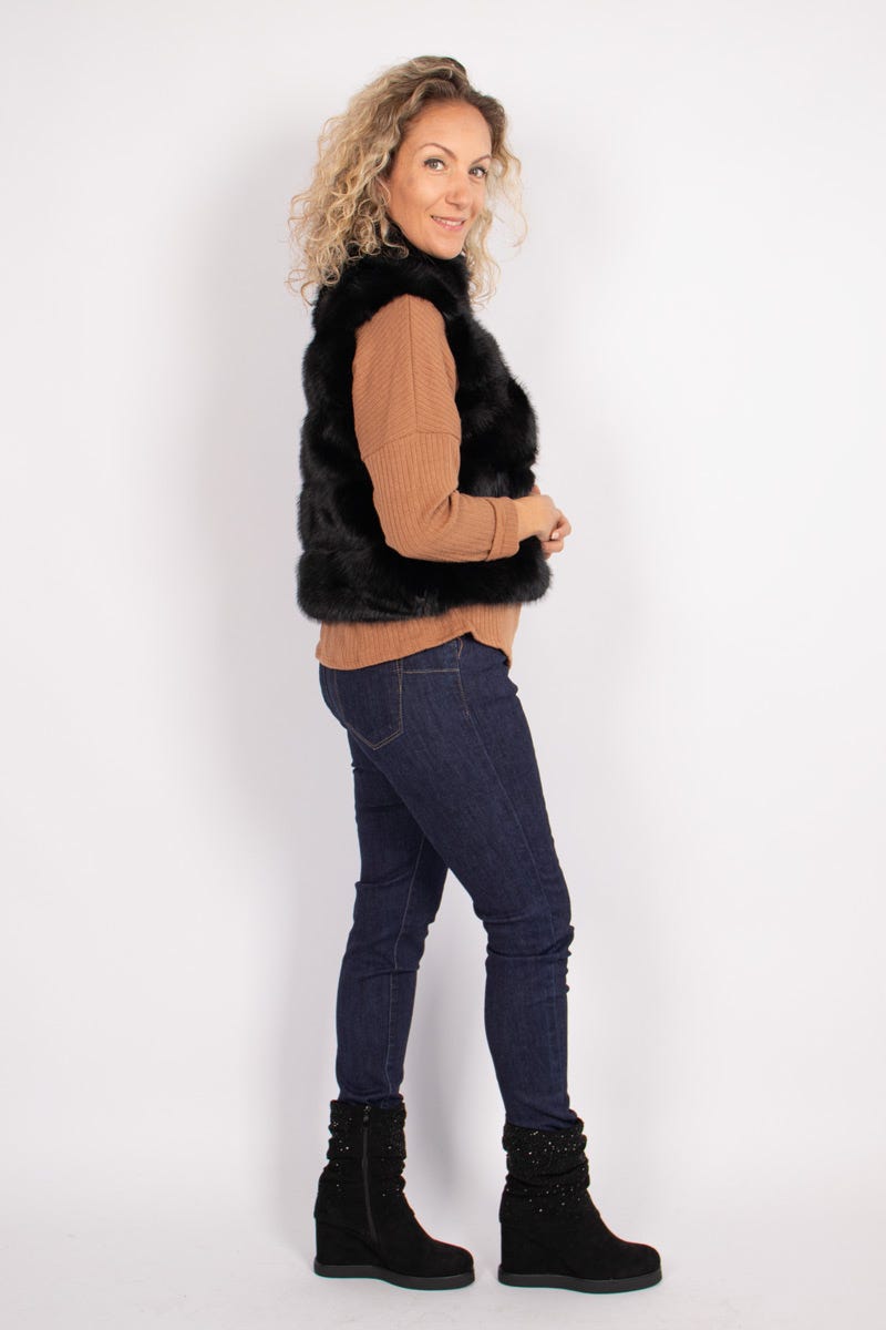 Vest faux fur Sort