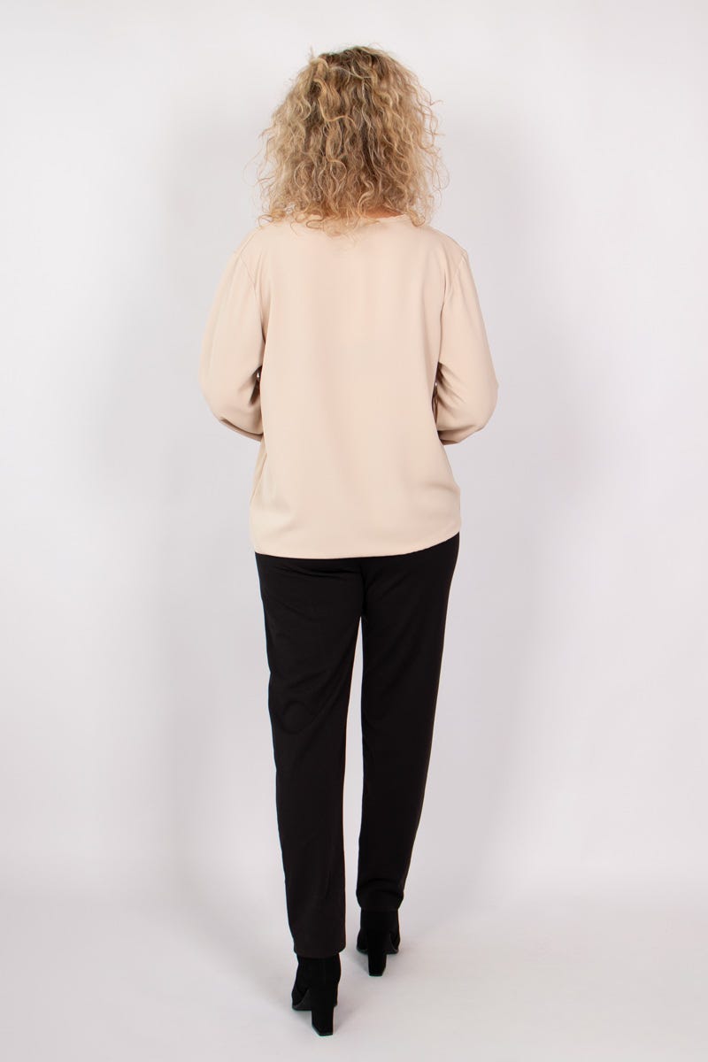 Blus m. omlottdetalj, Beige