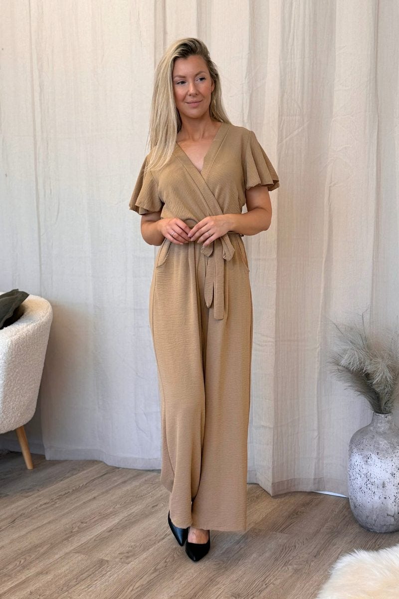 Jumpsuit m. volangärm, Camel