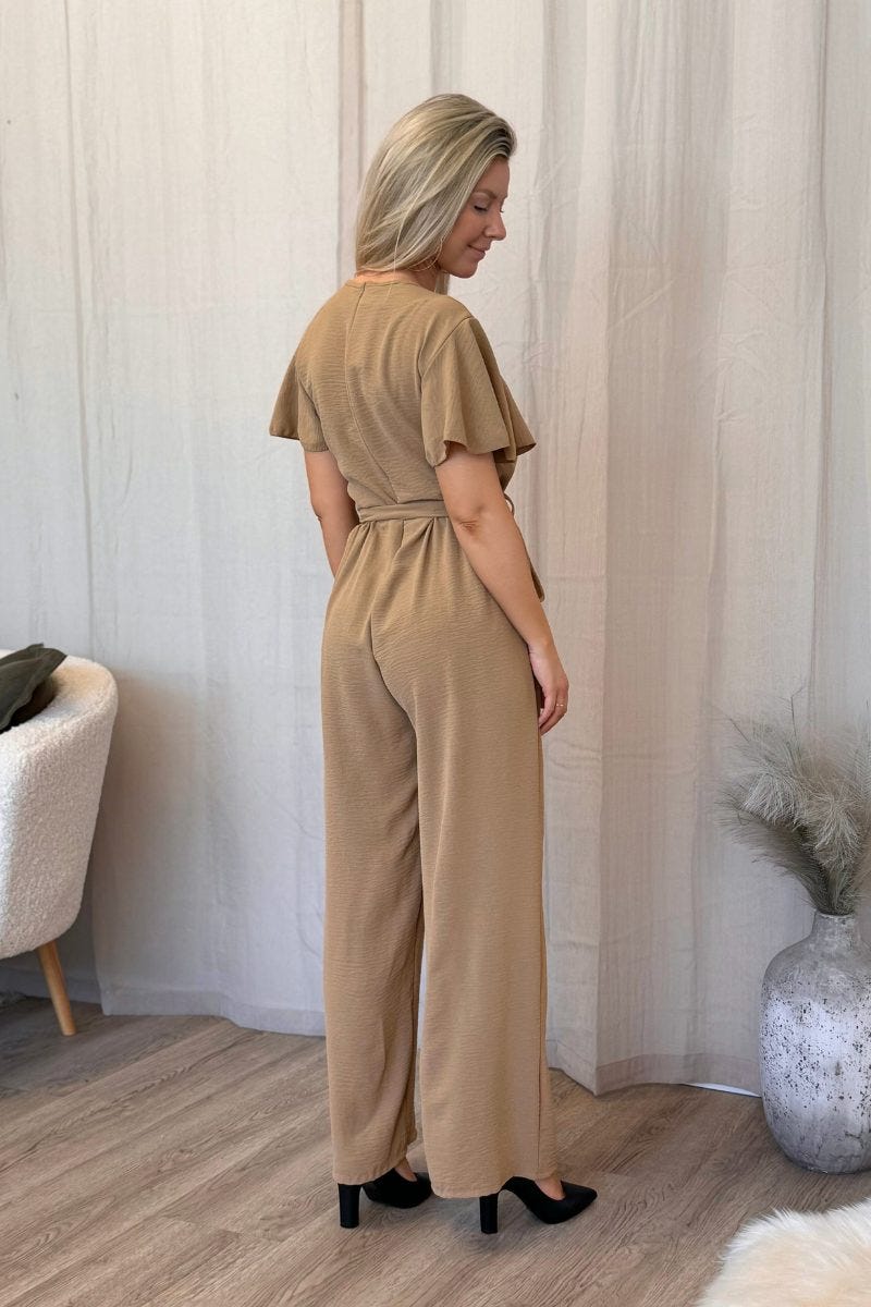 Jumpsuit m. volangärm, Camel