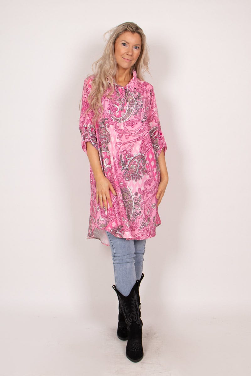 Tunika m. krave og paisley print Pink