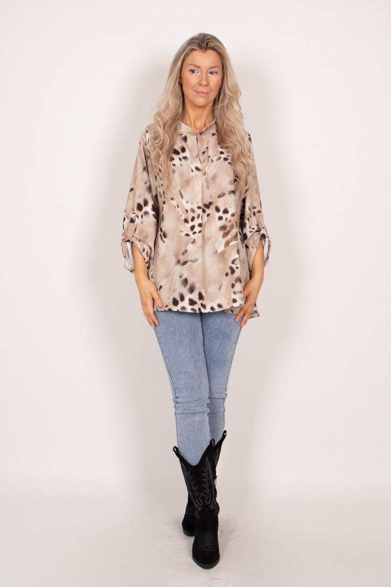 Adeline blus m. leopardprint, Beige