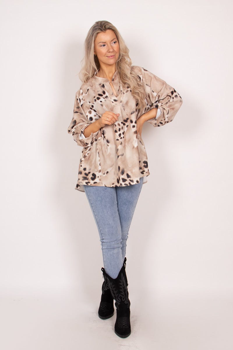 Adeline blus m. leopardprint, Beige