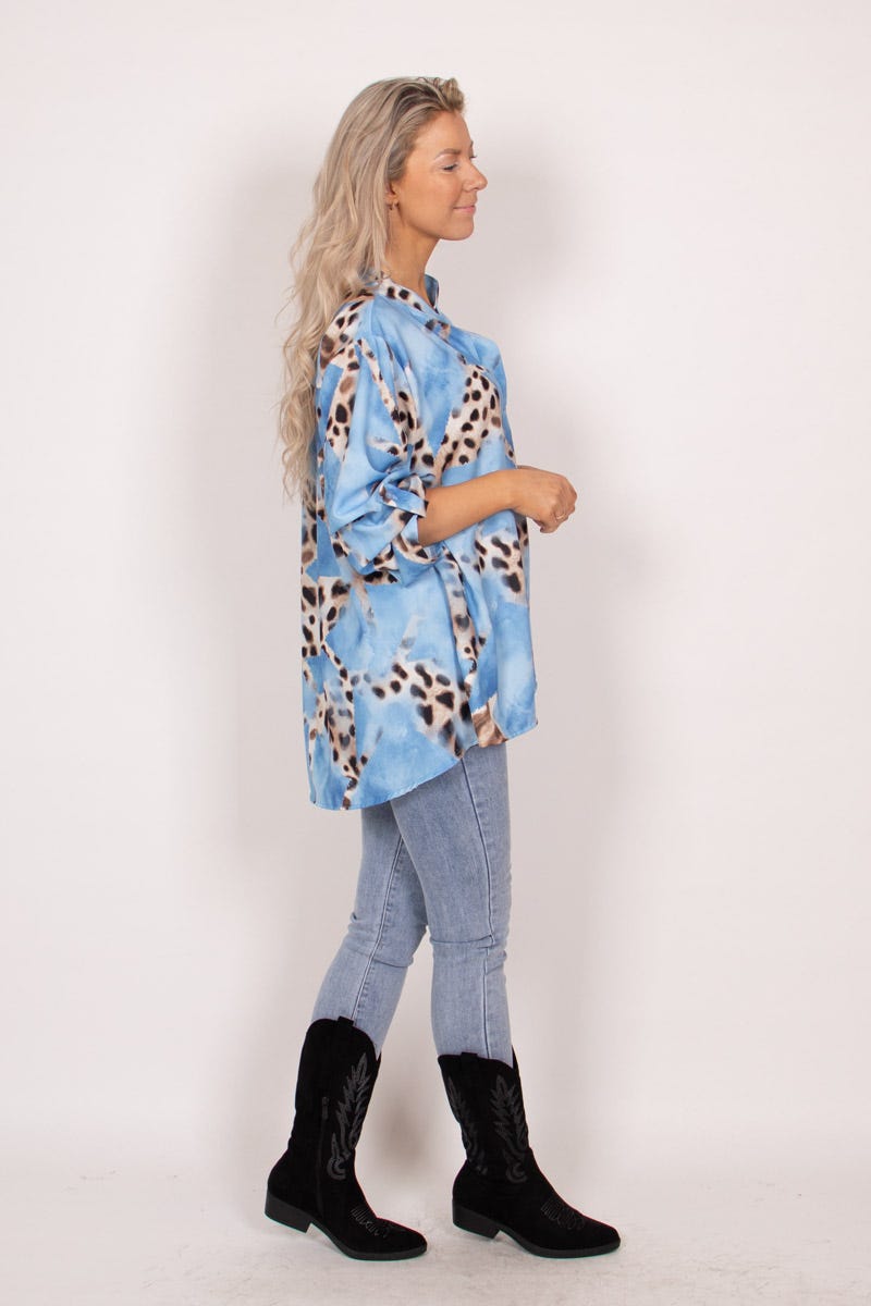 Adeline blus m. leopardprint, Blå