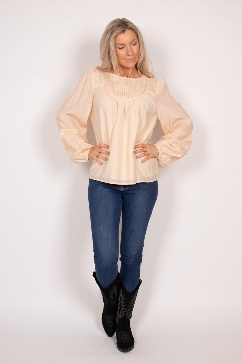 Blus m. spetsdetaljer, Beige