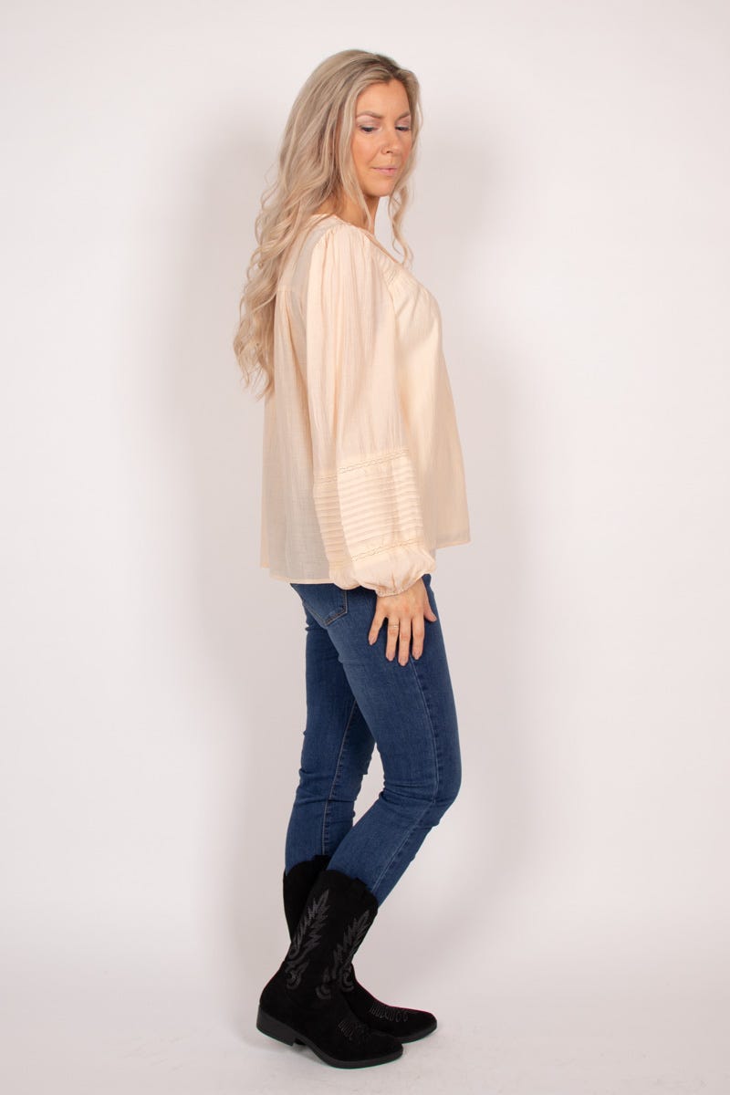 Blus m. spetsdetaljer, Beige