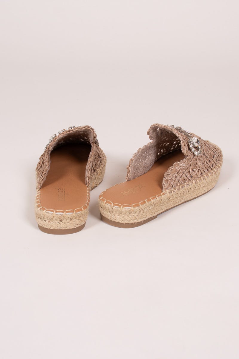 Espadrillos m. öppen häl och strasspänne, Taupe