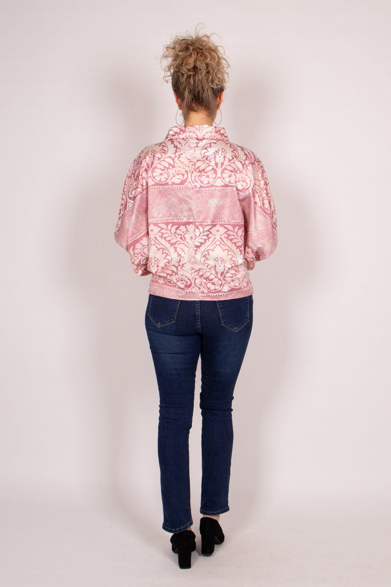 Bluse m. batwing og mønster Rosa