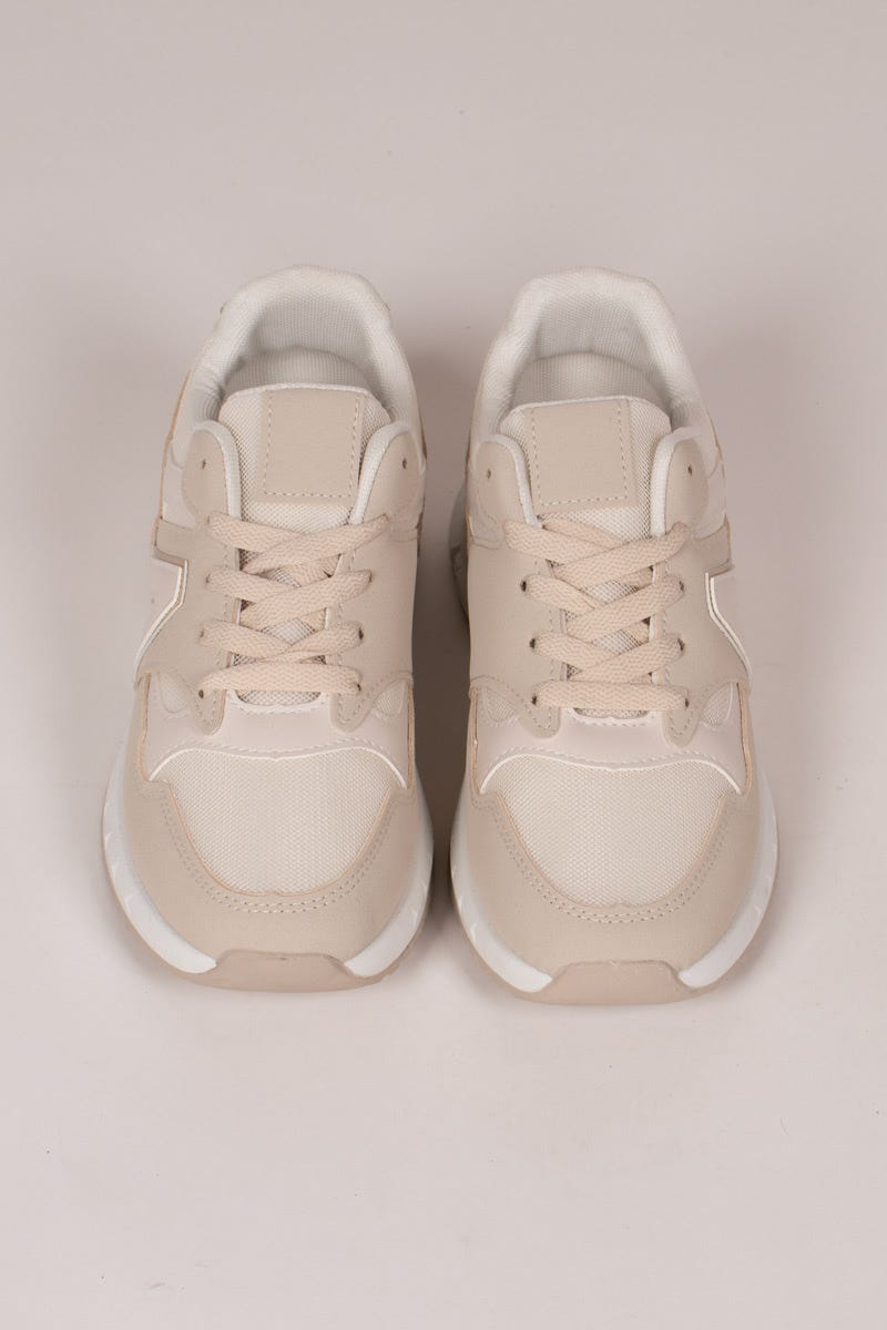 Sneakers i mesh och m. gulddetaljer, Beige