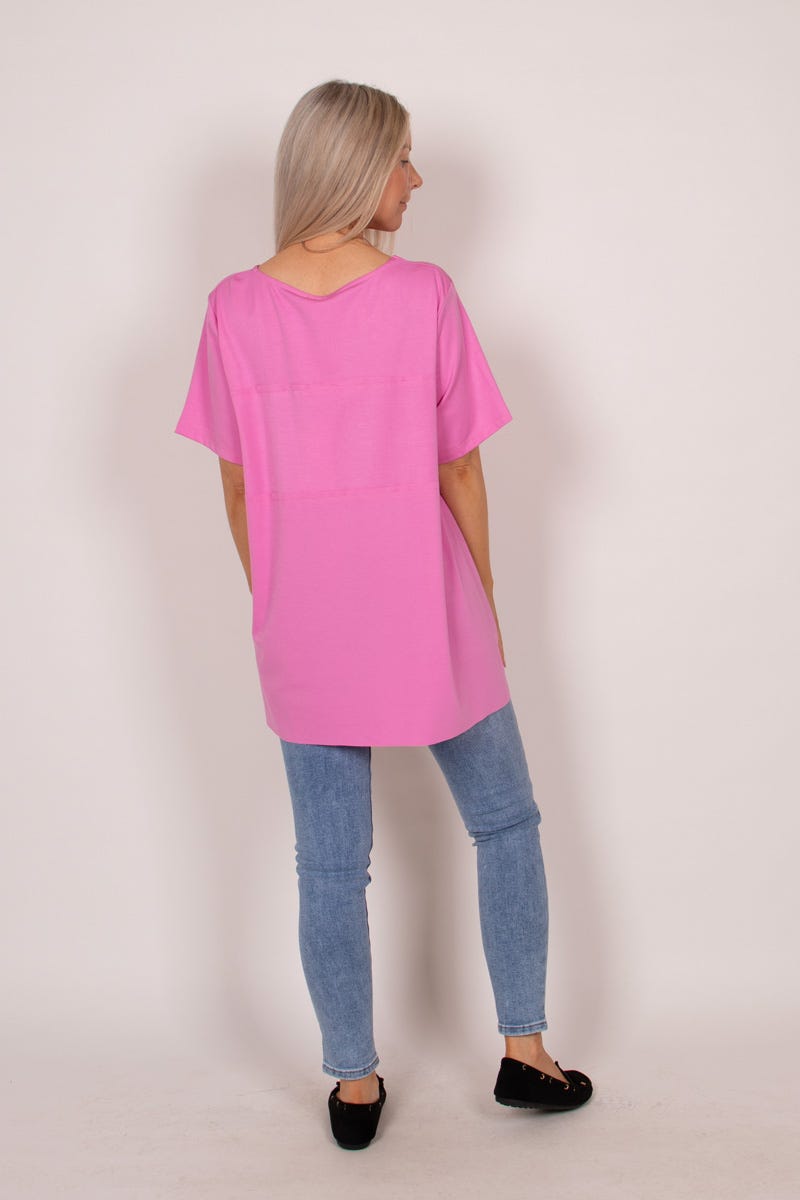 A-formad t-shirt, Rosa