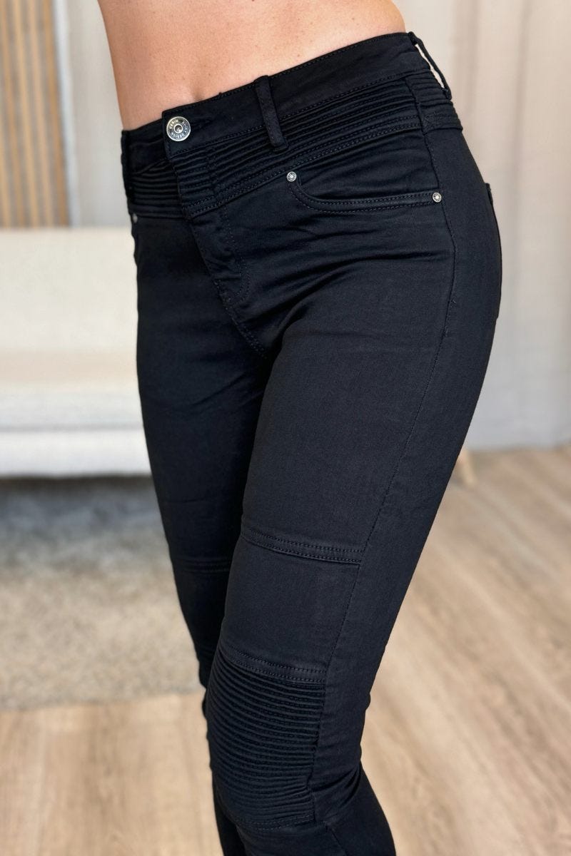 Jeans m. rillor, Svart 