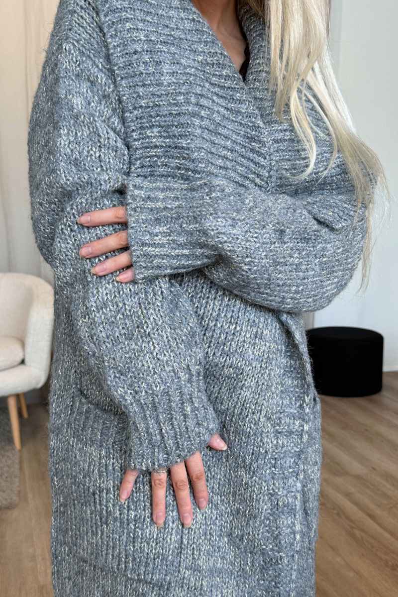 Stickad cardigan m. glitter, Grå