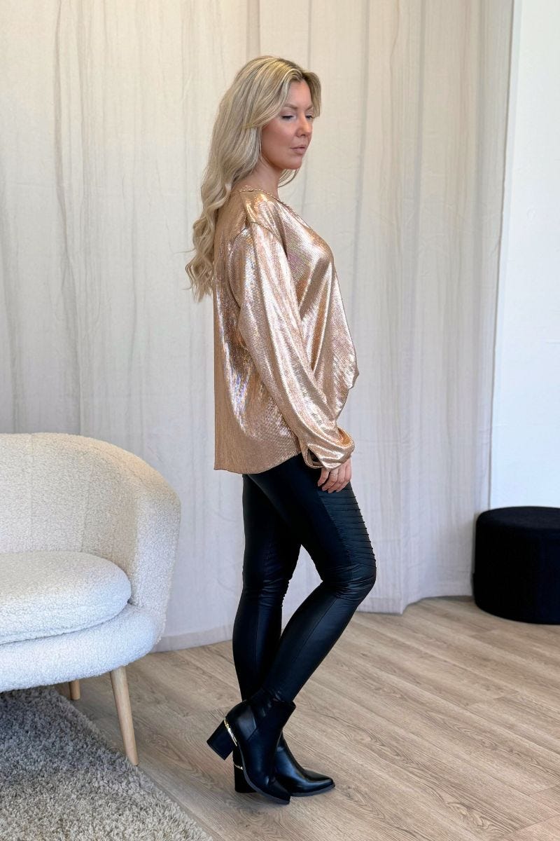 Blus m. crossover och metallic-look, Guld