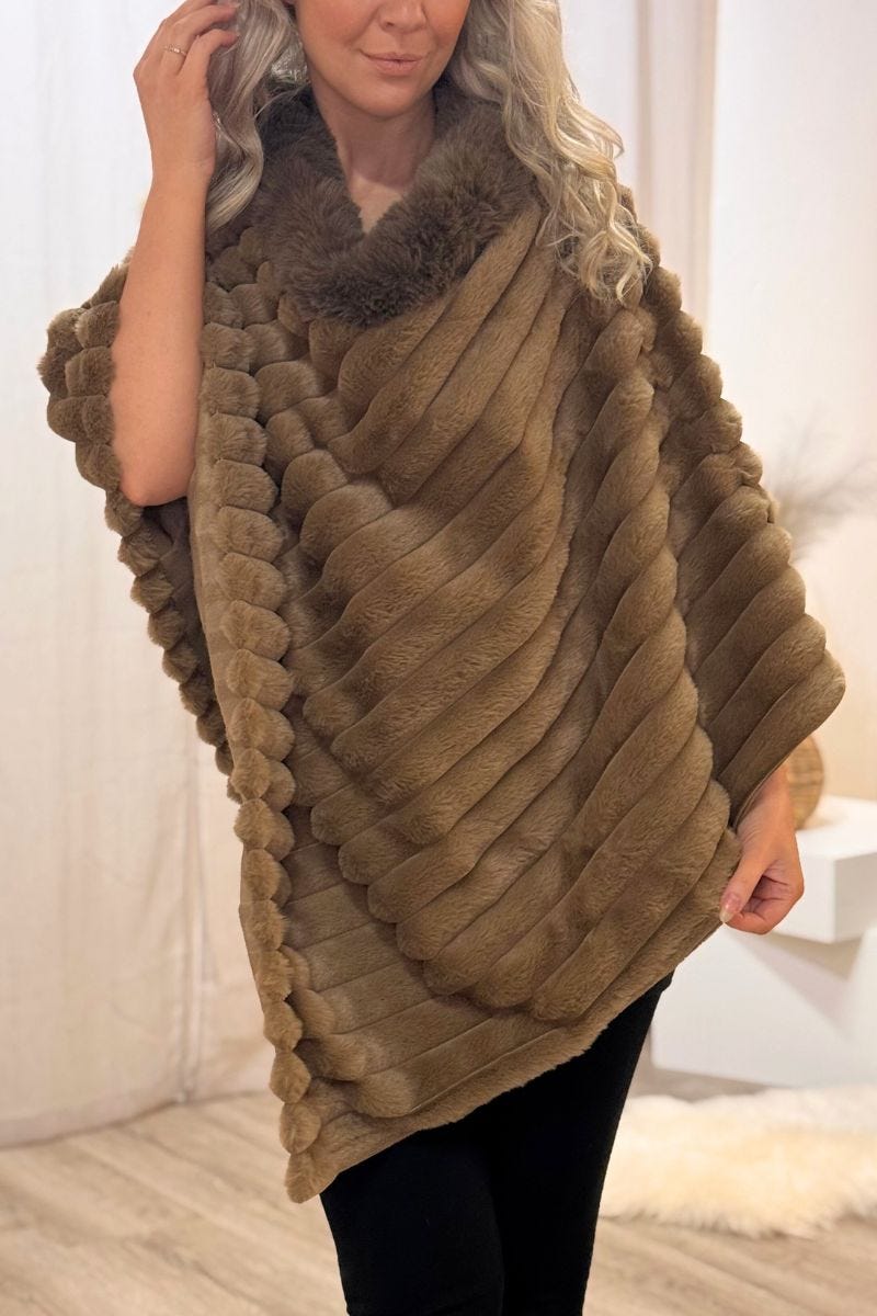 Poncho i fuskpäls, Taupe