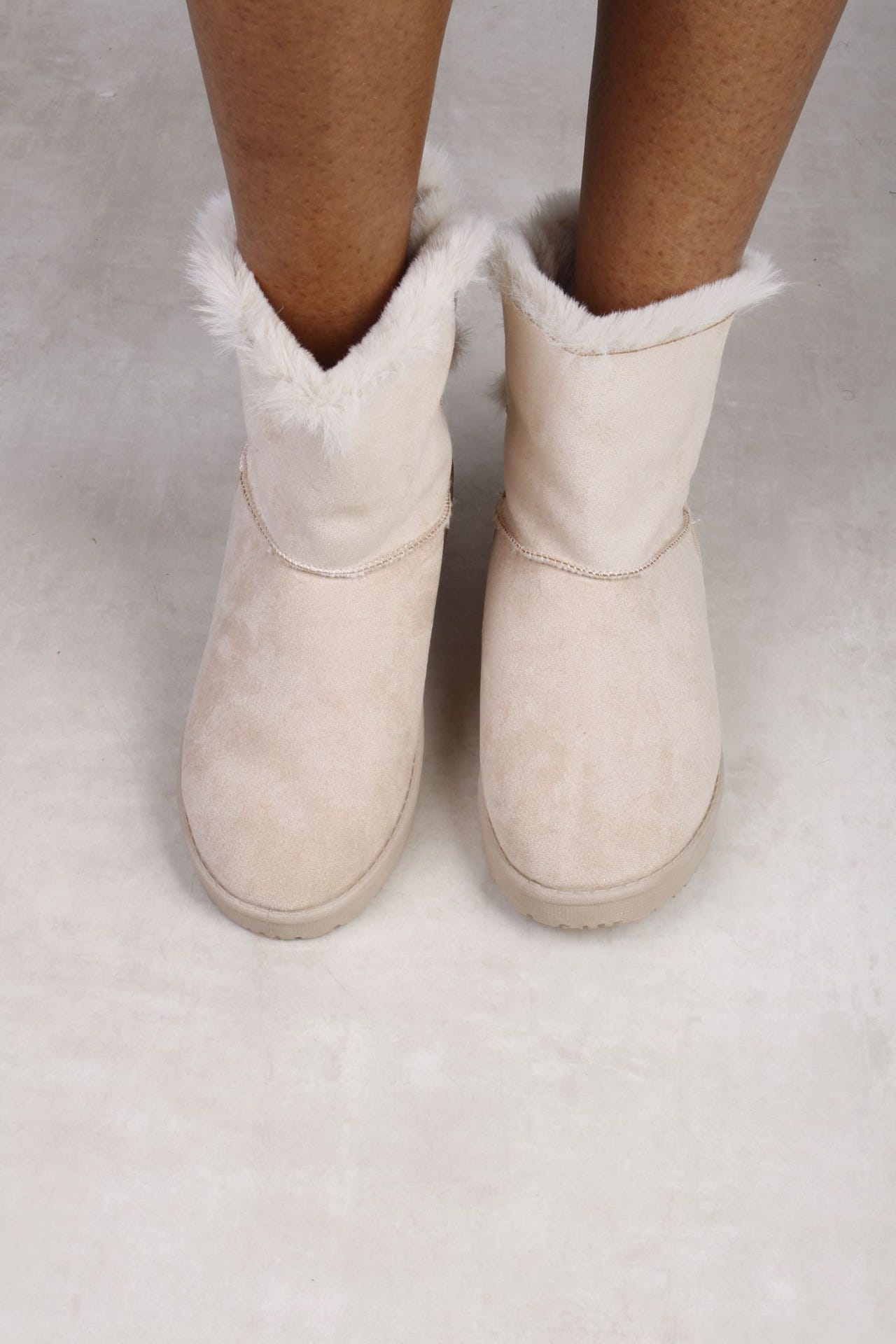 Luddiga boots m. rosett, Beige