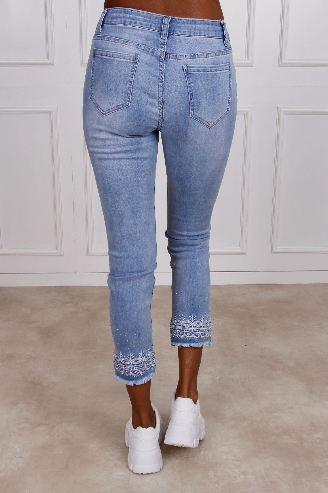 Basic jeans, lys denim m. detaljer