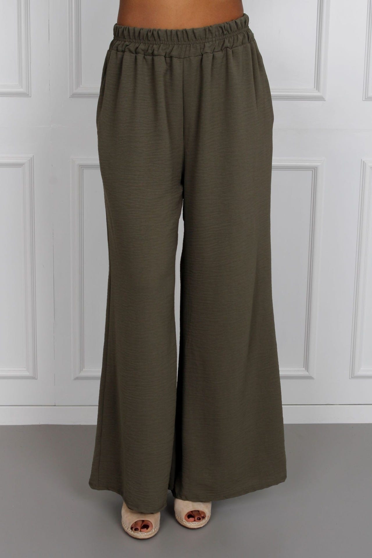 Lösa byxor, Khaki