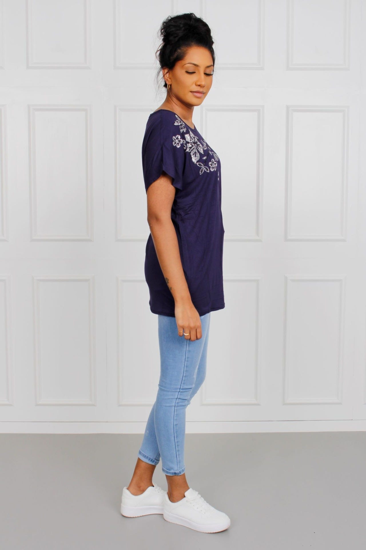 T-shirt med blomstermotiv, navy