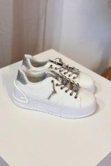 Sneakers m. glimmersten Vit