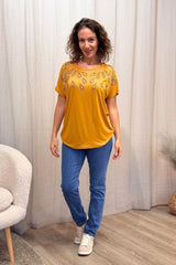 T-shirt med glittrande stenar Mustard