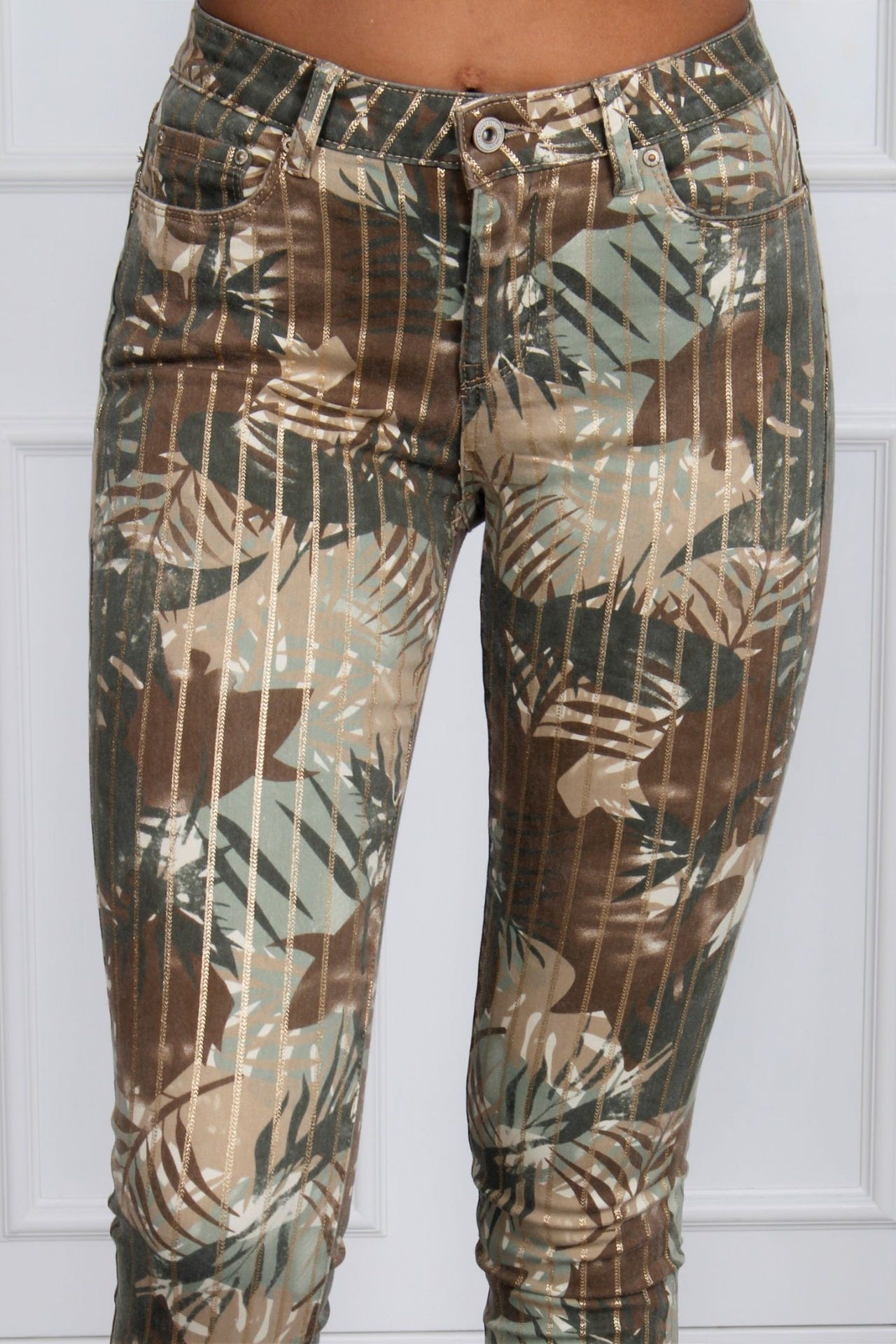 Jeans m. jungle print